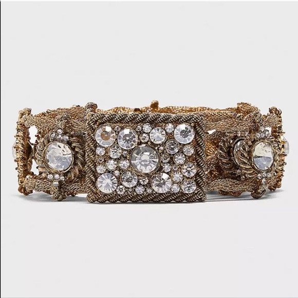 Zara Accessories - Fancy gold belt with Rhinestones